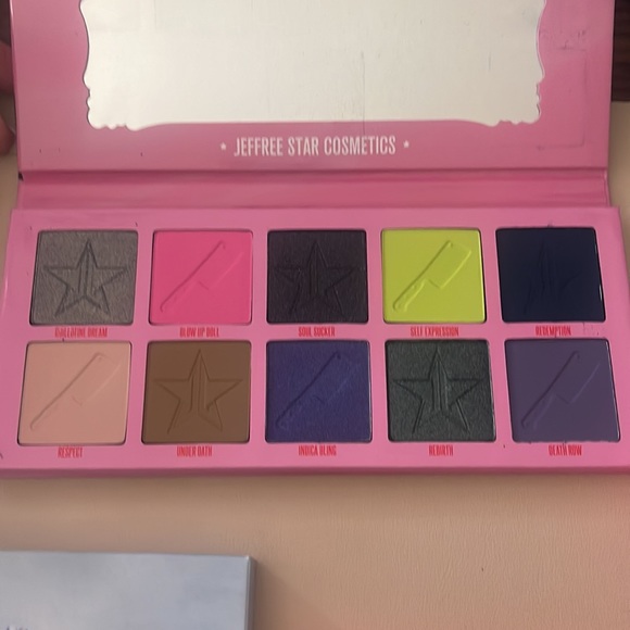 Brand New in Packaging Jeffree Star Cosmetics Bundle - Picture 7 of 10